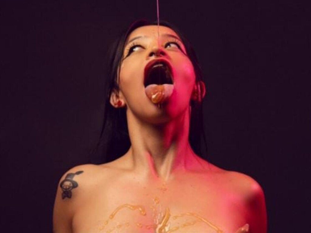 AteneaRouge's Webcam 