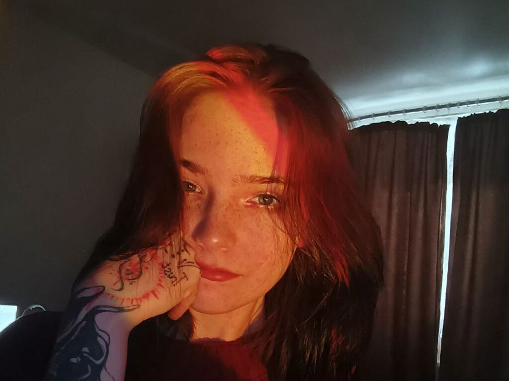 LacyGrodski's Webcam 